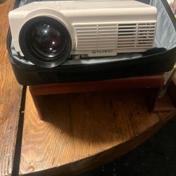 Vankyo Leisure 3 Projector