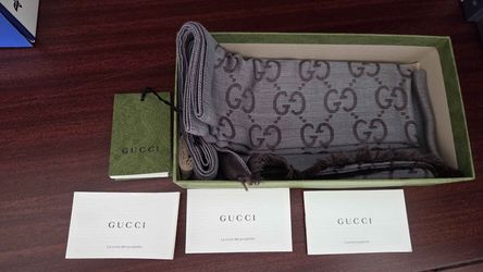 Gucci GG Jacquard Wool Silk Two-Tone Scarf (Model 165904 3G(contact info removed))