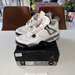2012 Air Jordan 4 Retro 'White Cement' / Size 11 
