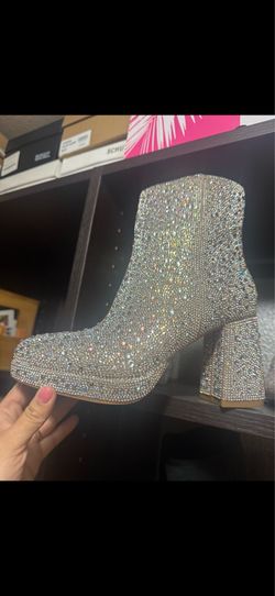 Sparkly Heels Size 8 NWT