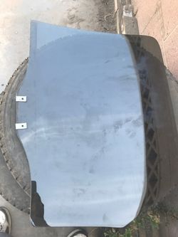 2001 Ford Escape right rear window glass