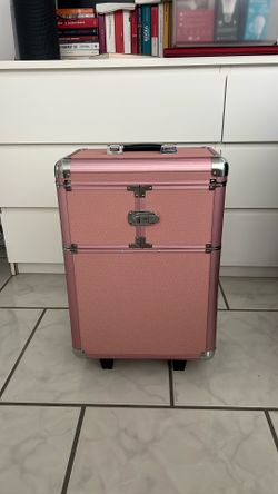 Makeup organizer case