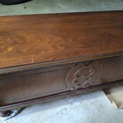 Cavalier Cedar Vintage  Chest 