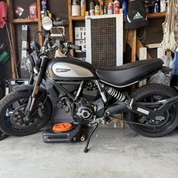 2023 Ducati scrambler 