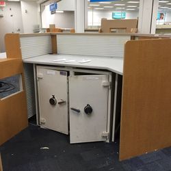 Pharmacy safe 2 door