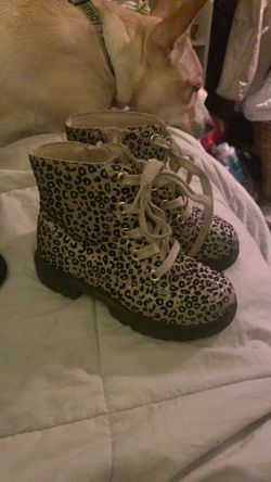 Toddlers 10M Glittery Cheetah Print Boots!!!
