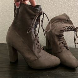 Ankle Boots 