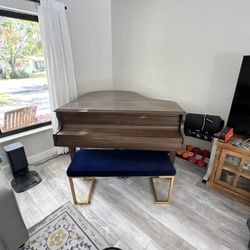 Baby grand Piano