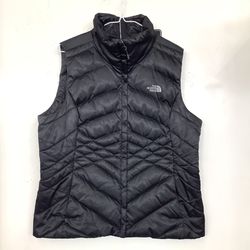 The North Face Women’s Large Puffer Vest 
