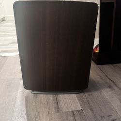 ALEN Air Purifier   Selling my Alen air purifier. It works perfectly, but it will need a new filter. Great for improving air quality by removing dust,