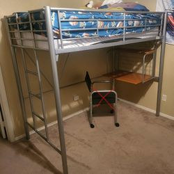 Metal Loft Bed With Built-in Desk (Silver)(twin)