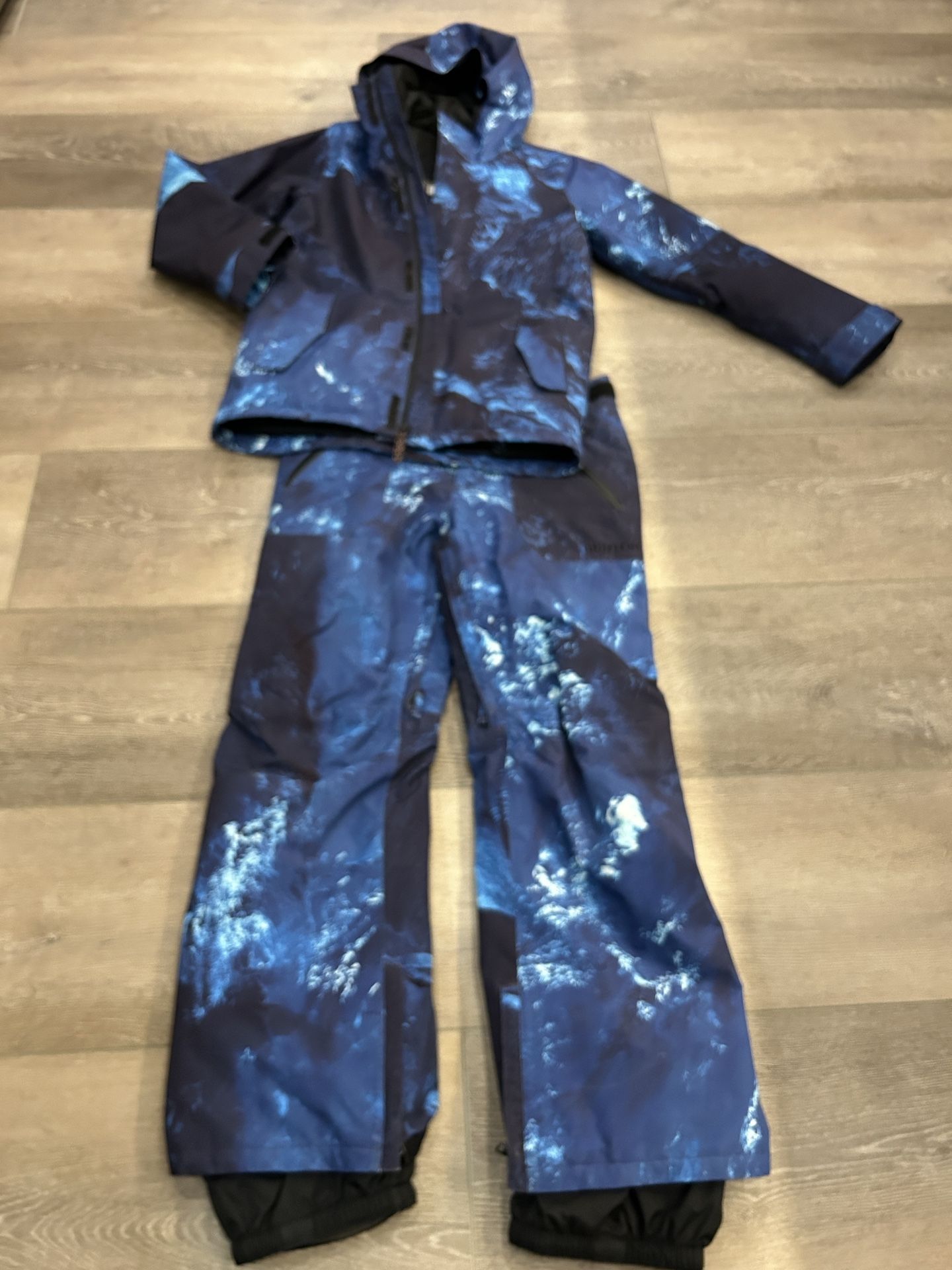 Burton GORETEX snowboard/ski Jacket & Pants Youth M/L