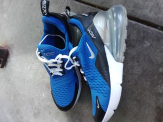 Nike Air270s