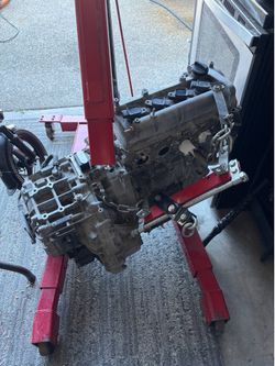 2013 Toyota Prius Engine 198,000 miles