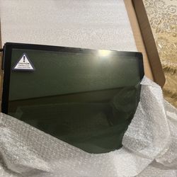 H5 Flow Glass panel (2022-2023 model ONLY not 2024)