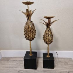 Set of 2 Metal Pineapple Candle Holders 
