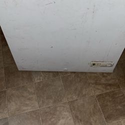 Deep freezer
