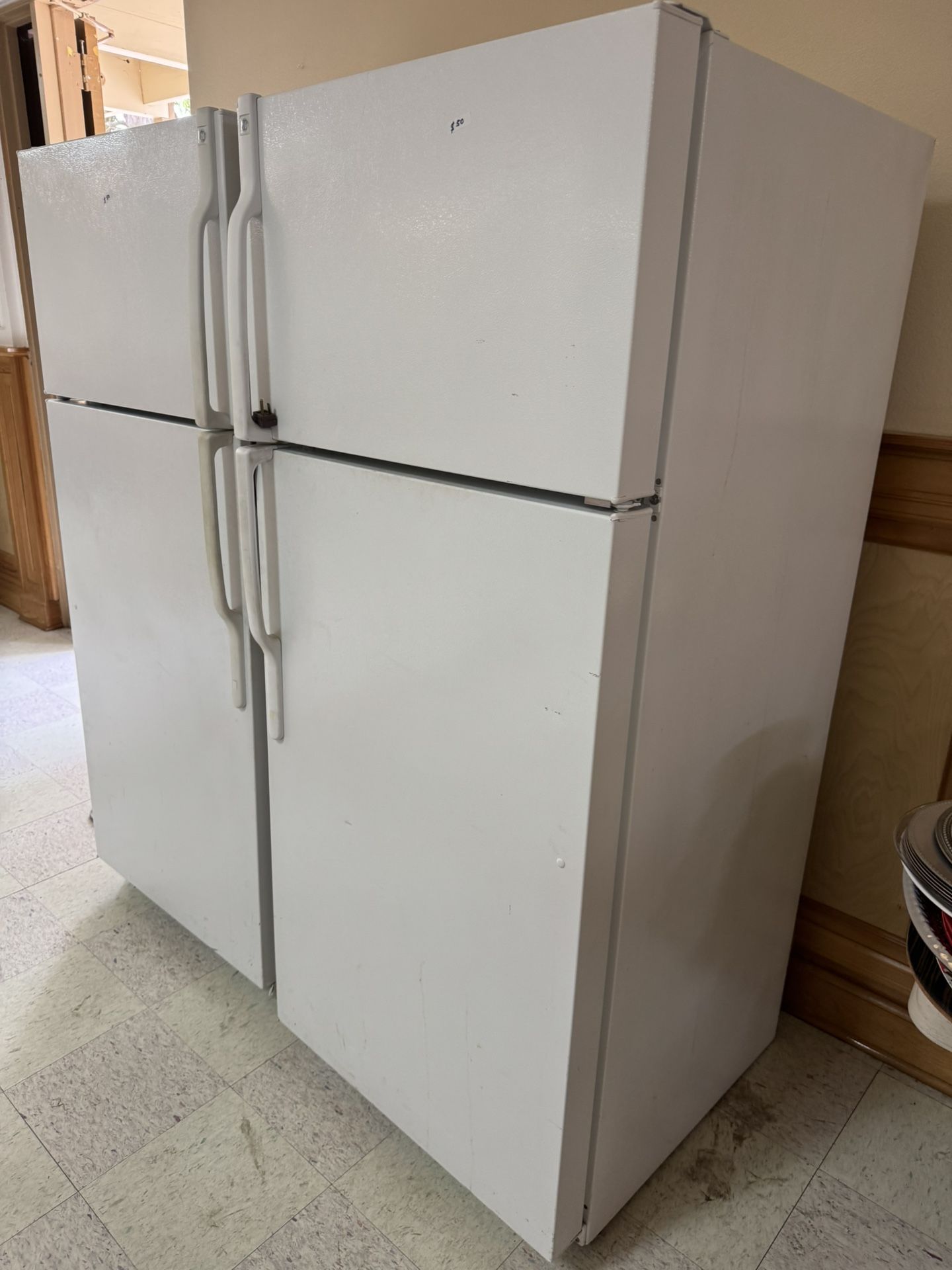 Refrigerator
