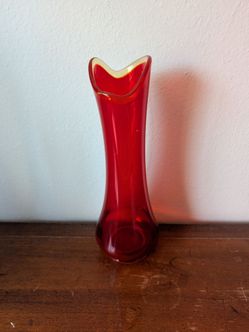 Vintage 14" Red Smoothie Swung Vase