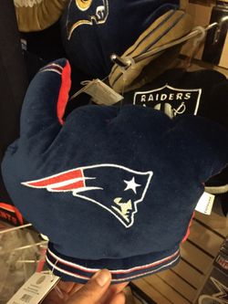 Patriots plush hand