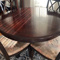 Table and four Chairs 