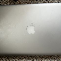 2012 Mid MacBook Pro with CD Player - 8GB RAM - 500G Solid Sata Drive  (Self-upgraded)