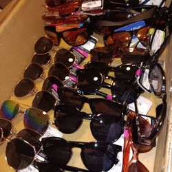 FOSTER  GRANT SUNGLASSES 