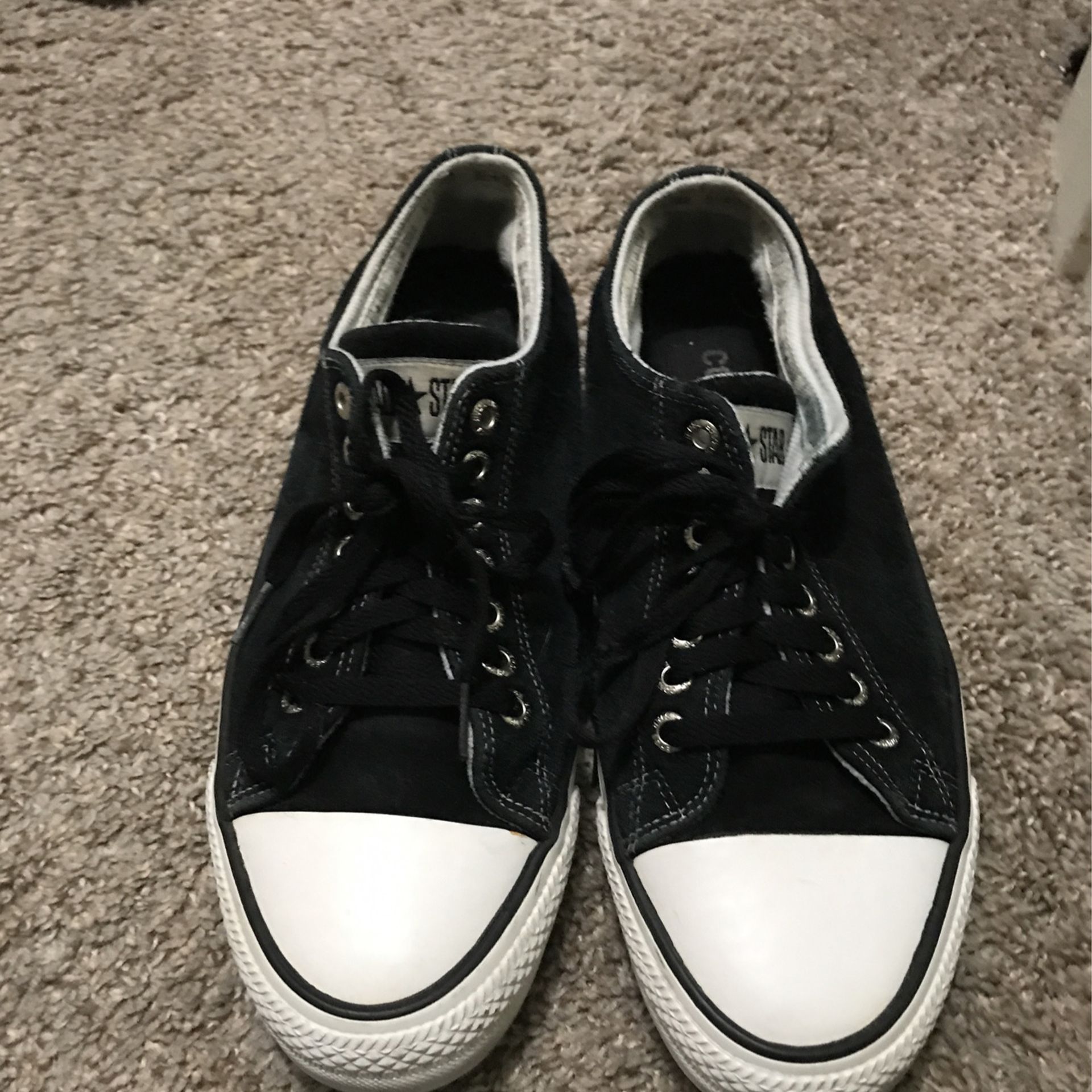 Mens Size 10 WOMENS Size 12 Converse LEATHER UPPER