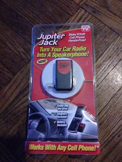 Car jack for radio