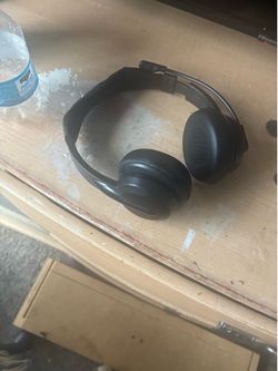 Wireless Bluetooth On-Ear Headphones – Black