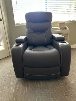 Like New! Leather Electric Recliner- Grey