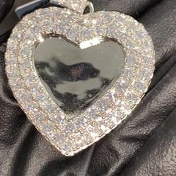 925 Moissanite Diamond Picture Pendant 