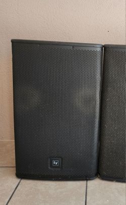 Electro-Voice Elx 15 powered speaker