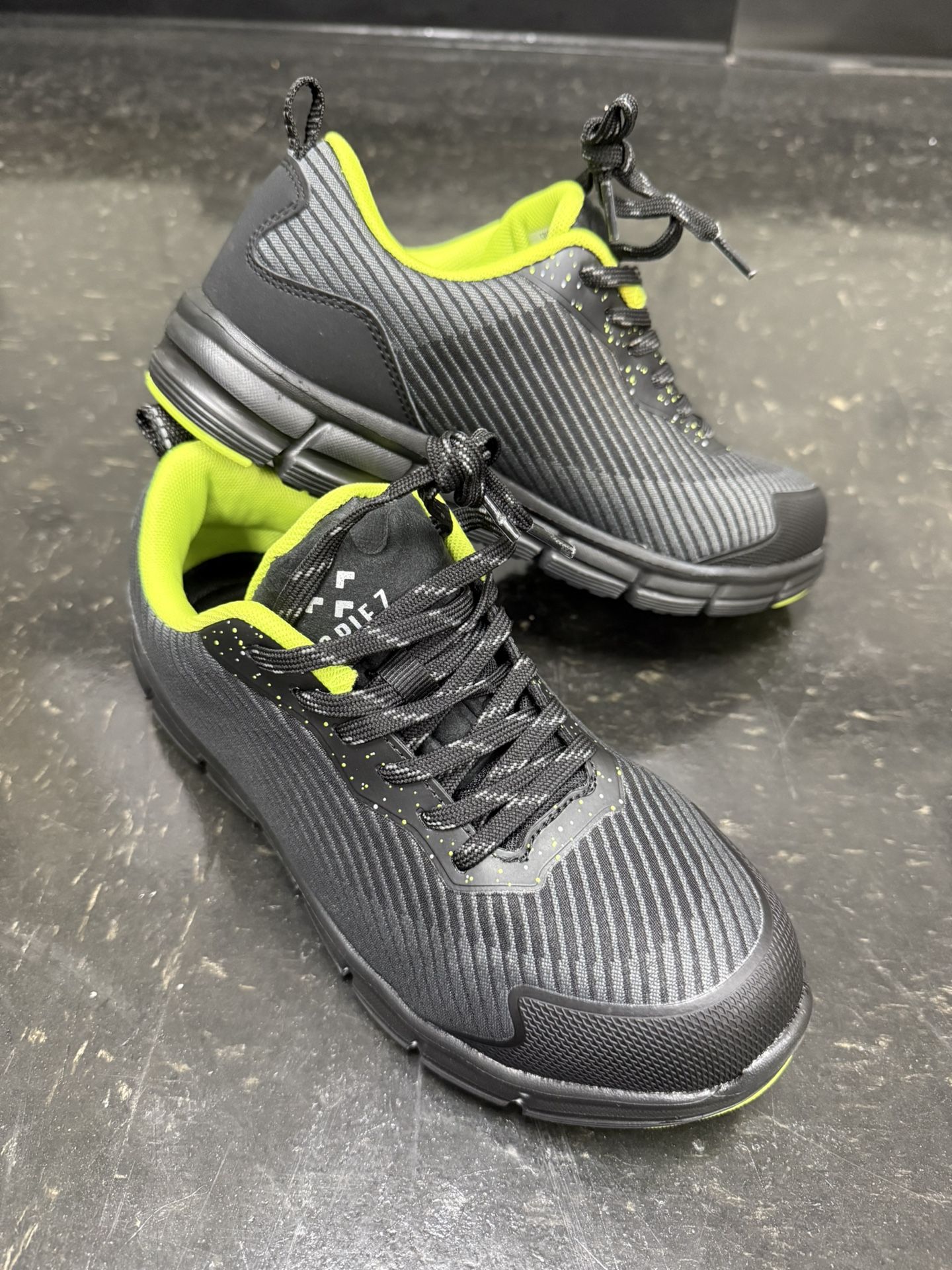 Brand New Safety Shoes, Very Light, Composite and waterproof