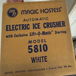 Magic hostess Vintage Automatic Electric Ice Crusher