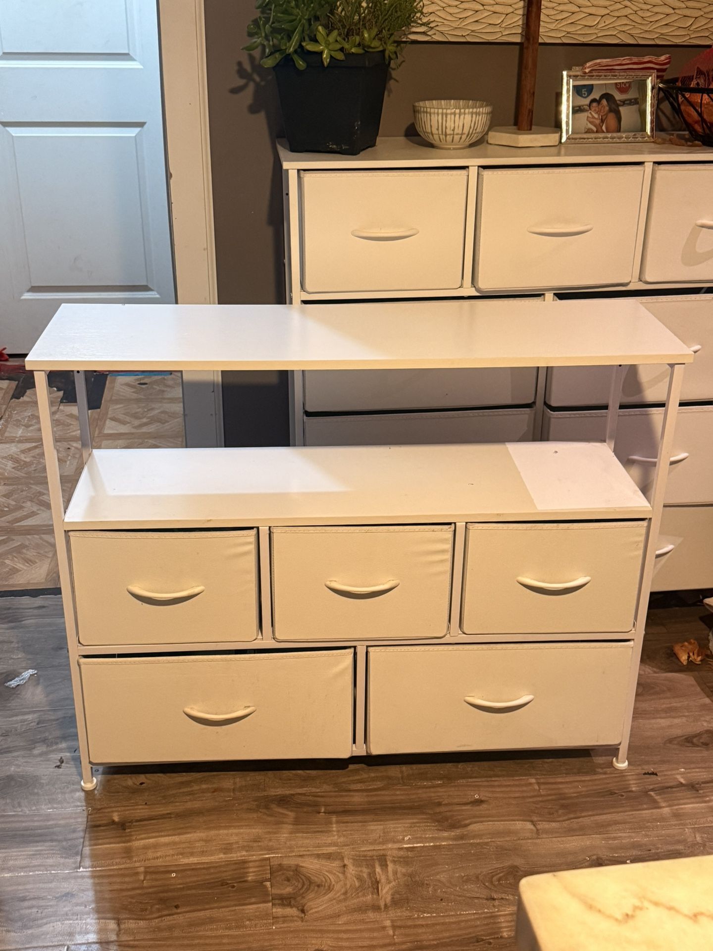 White Fabric Drawer Storage Dresser / Organizer Shelf