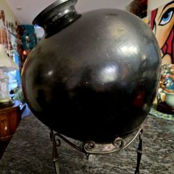 Vintage Dona Rosa Barro Negro Vase Large Black Pottery from OAXACA Mexico 24" Original Price $895. Please See All Pictures 