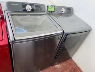 SAMSUNG top load washer and electric dryer in excellent conditions with 4 months warranty