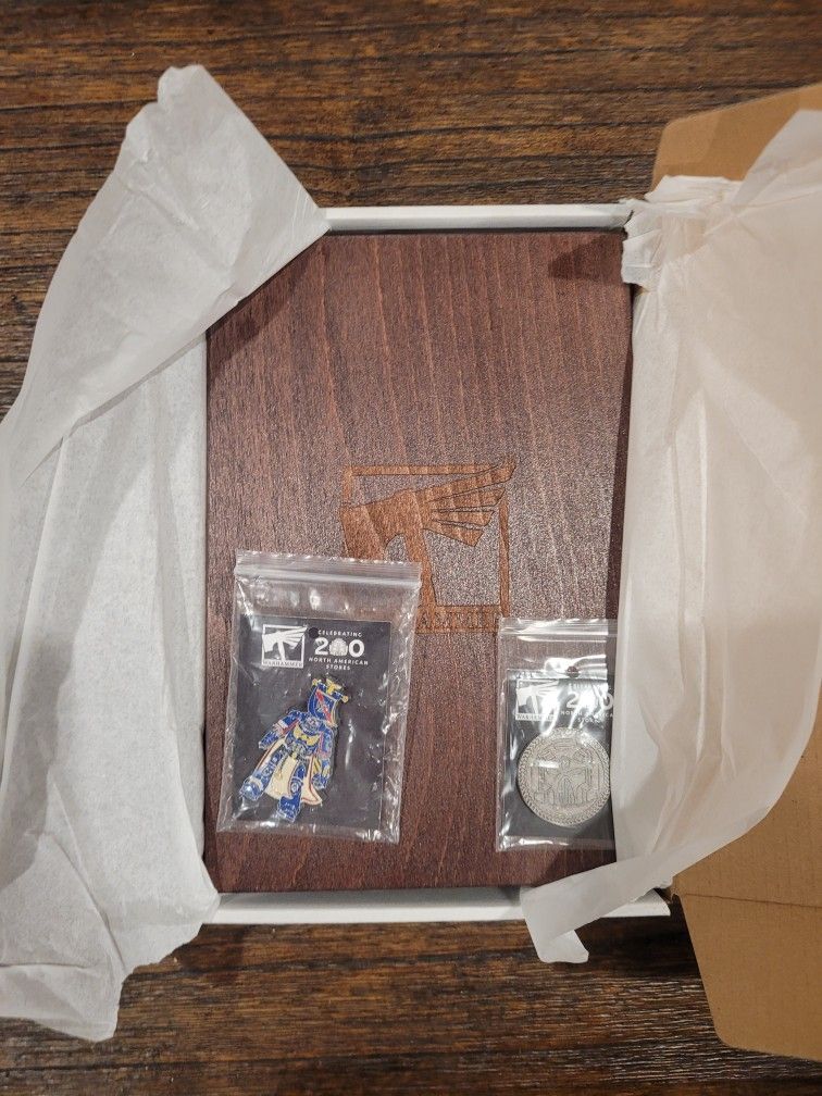 200th Warhammer Store Dice Tray And Coins