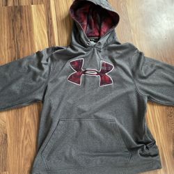 Under Armour Hoodie Medium 