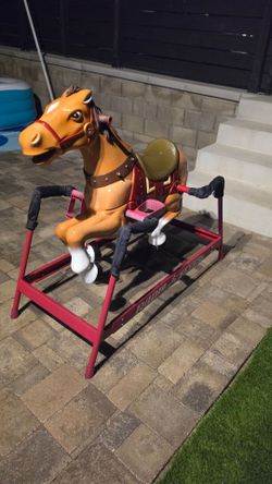 radio flyer horse toy