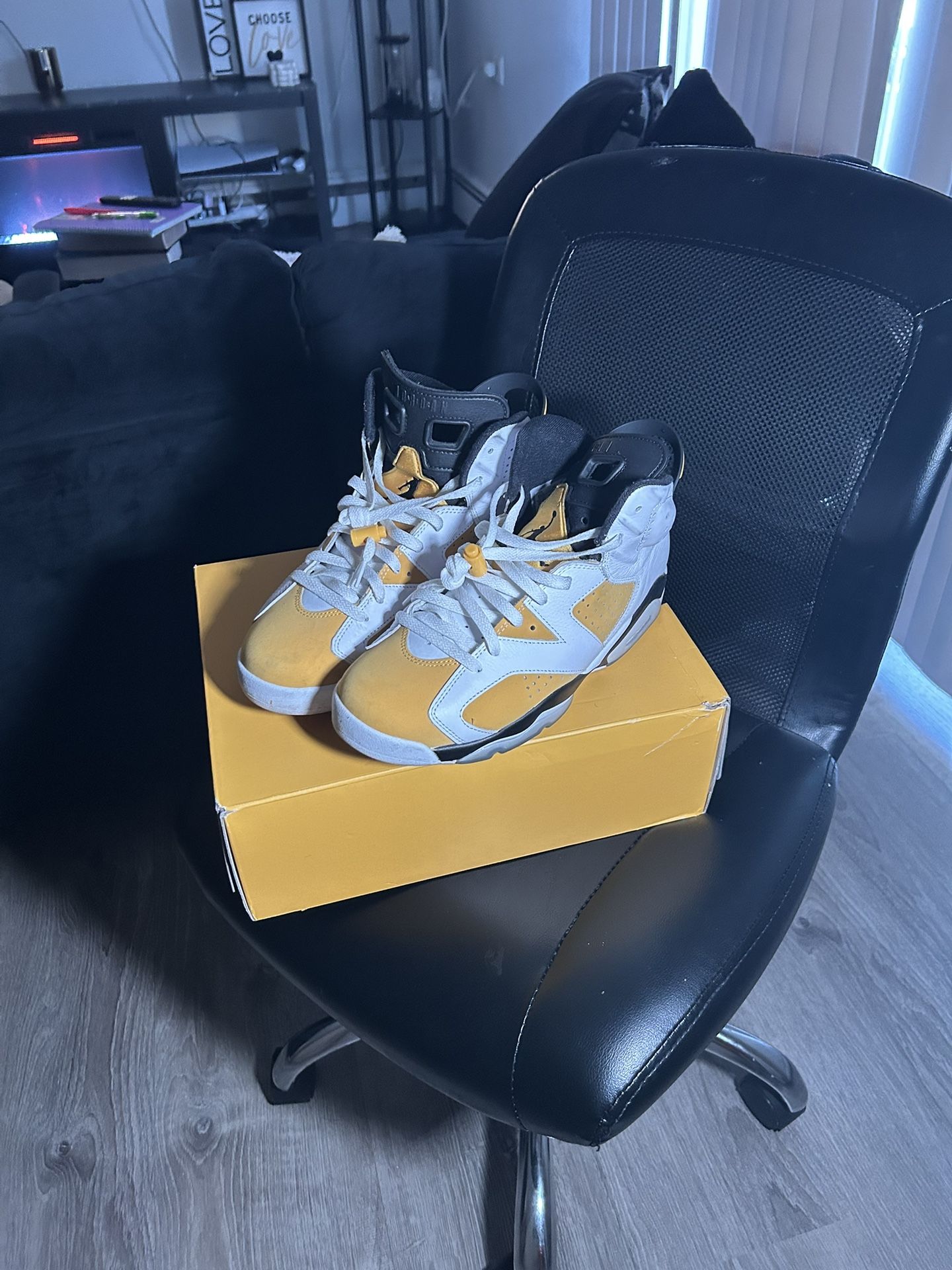 Air Jordan 6 Retro “Yellow Ochre”