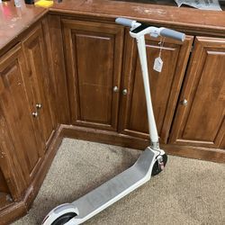 Unagi E500 dual motor scooter 105624-1 JAR