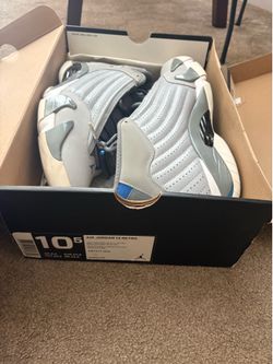 Jordan Shoes 15 Pairs $1200 for all(Hesperia Ca)