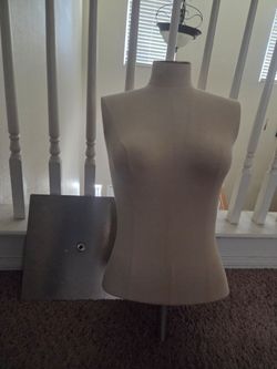 Mannequin torso with stand