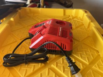 BRANDNEW M18/M12 RAPID CHARGER 