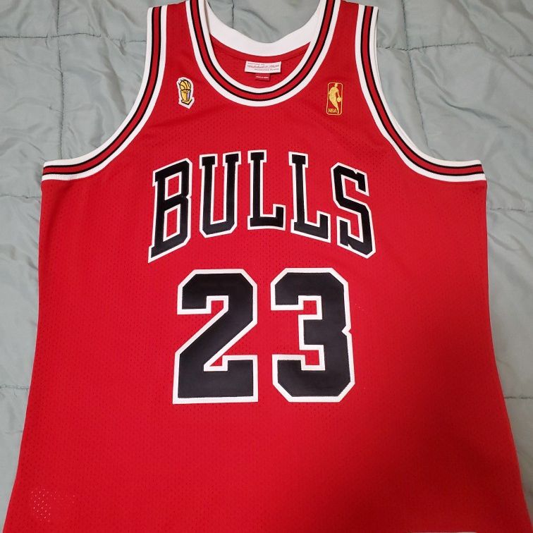 100% Authentic Michael Jordan Mitchell Ness 94 95 #45 Bulls Jersey Size 40  M Men for Sale in Miami, FL - OfferUp
