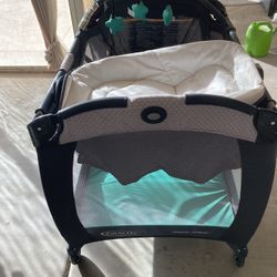 Reversible, nappy and changing table for traveling. I have all the pieces.