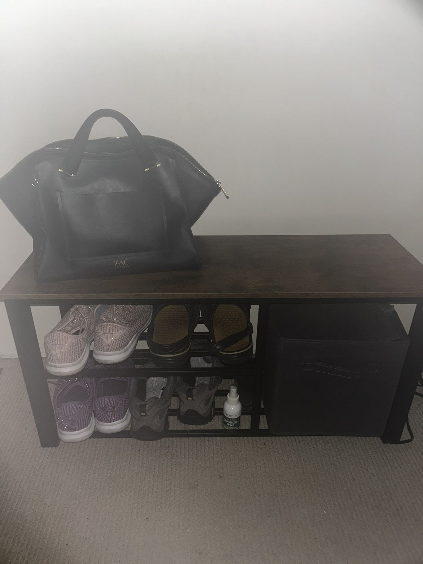 🪑 Industrial Shoe Rack Bench with Storage – Wood & Metal 💡 Price: $15
