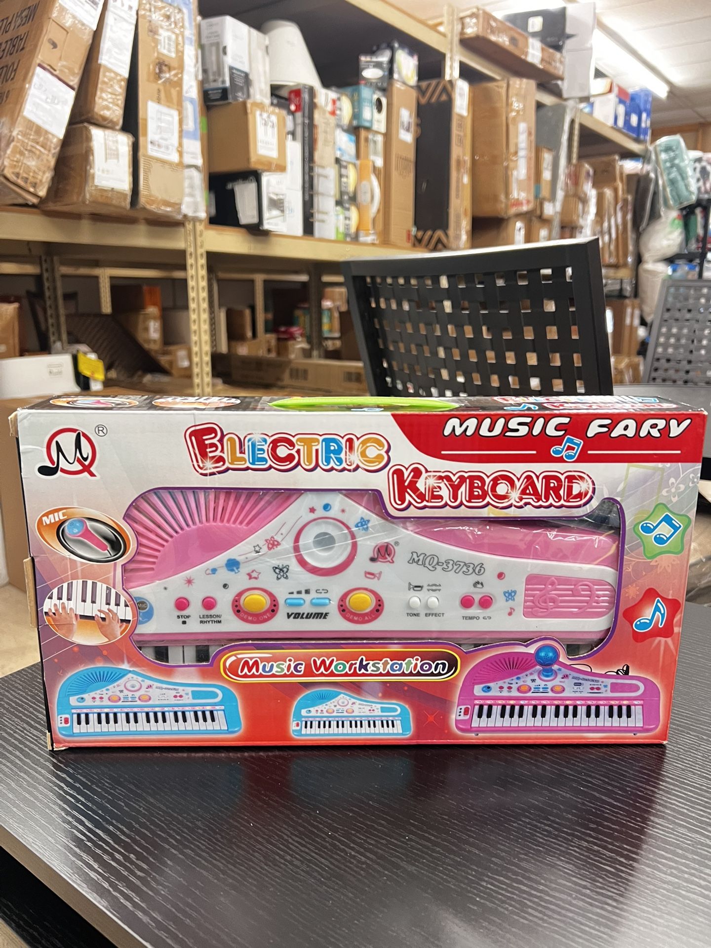 Piano Toy for Toddler, 37 Keys Piano Keyboard with Microphone, Musical Instrument Toys Piano Gift for 1-5 Years Old Girls, Pink, New in Box